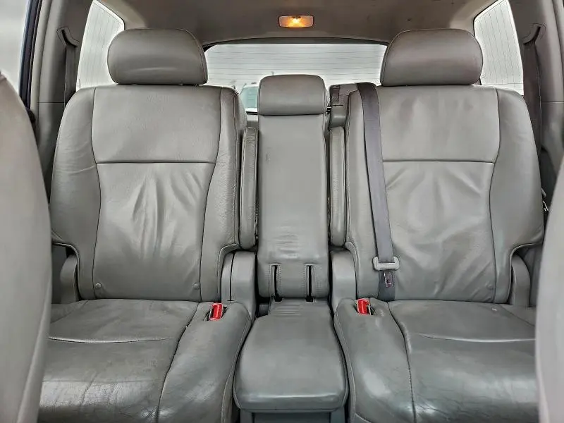 2010 TOYOTA HIGHLANDER LIMITED  