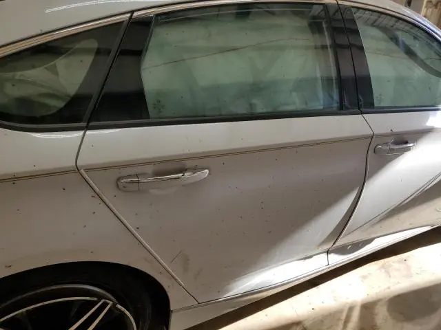 2021 HONDA ACCORD TOURING HYBRID  