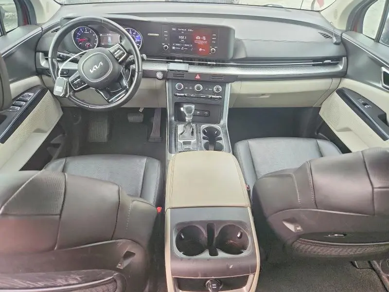 2022 KIA CARNIVAL LX  