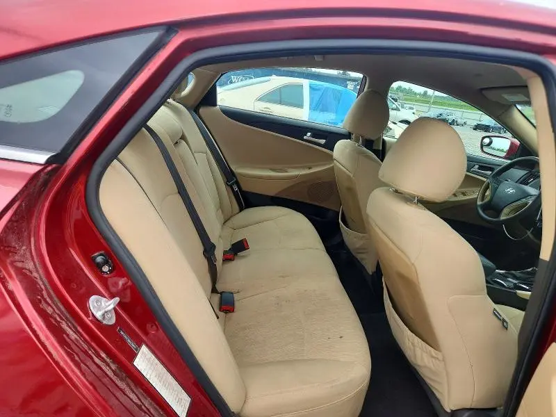 2011 HYUNDAI SONATA GLS  