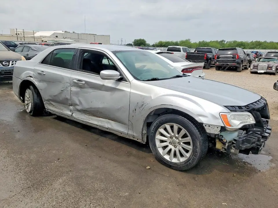 2012 CHRYSLER 300   