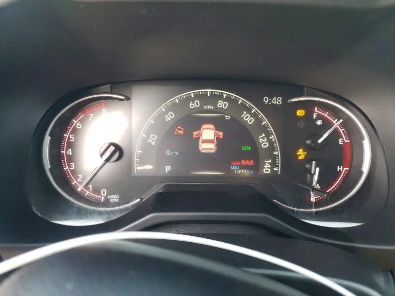 2025 TOYOTA RAV4 XLE  