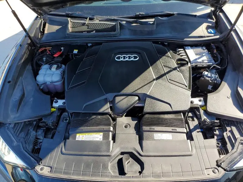 2020 AUDI Q8 PRESTIGE S-LINE  