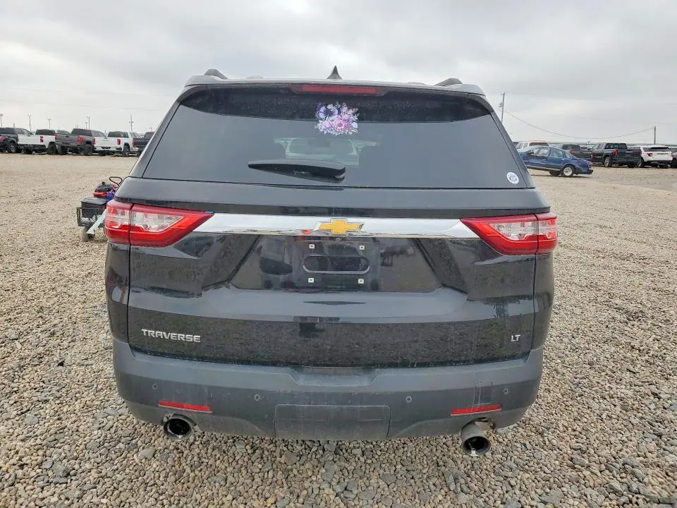 2021 CHEVROLET TRAVERSE LT  