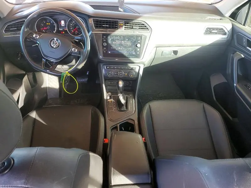 2020 VOLKSWAGEN TIGUAN SE  