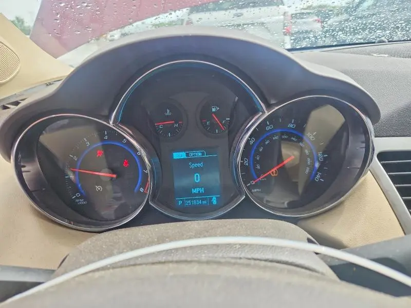2015 CHEVROLET CRUZE LT  