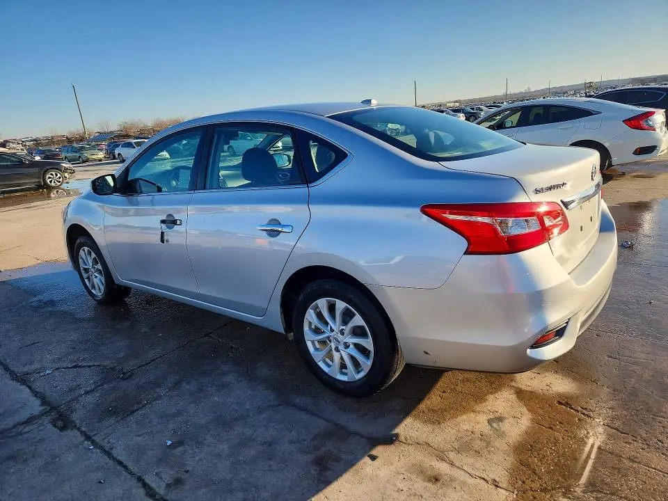 2019 NISSAN SENTRA SV  