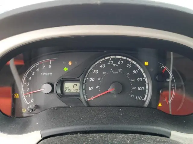 2011 TOYOTA SIENNA LE  