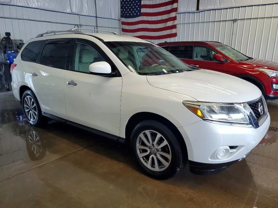 2013 NISSAN PATHFINDER S  