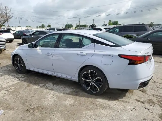2024 NISSAN ALTIMA SR  