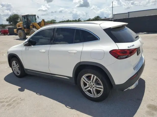 2023 MERCEDES-BENZ GLA 250 4MATIC  