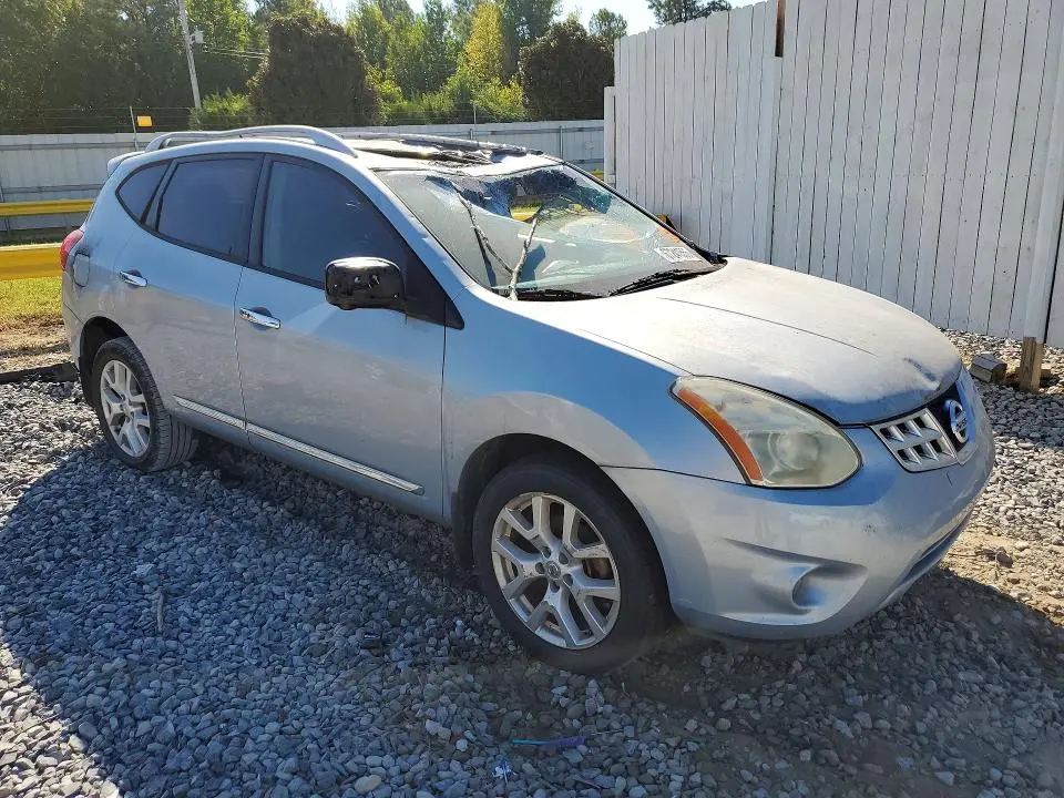 2013 NISSAN ROGUE S  