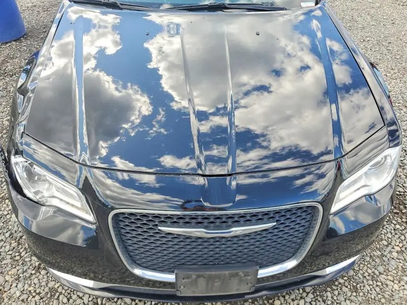 2016 CHRYSLER 300 LIMITED  
