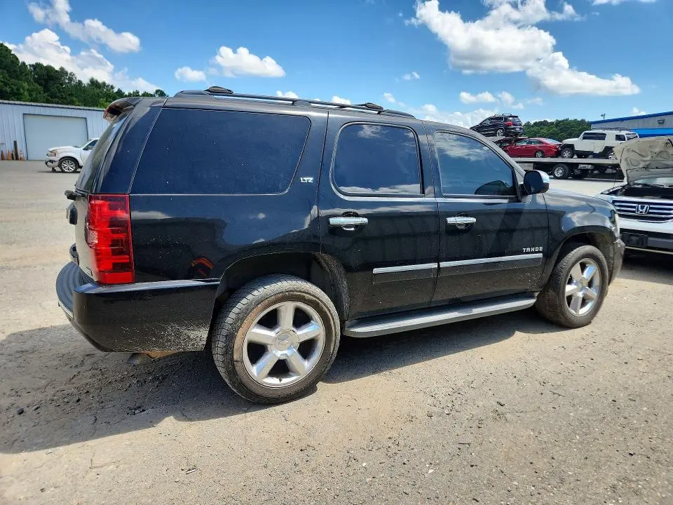 2012 CHEVROLET TAHOE C1500 LTZ  
