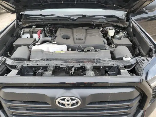 2025 TOYOTA TUNDRA CREWMAX SR  