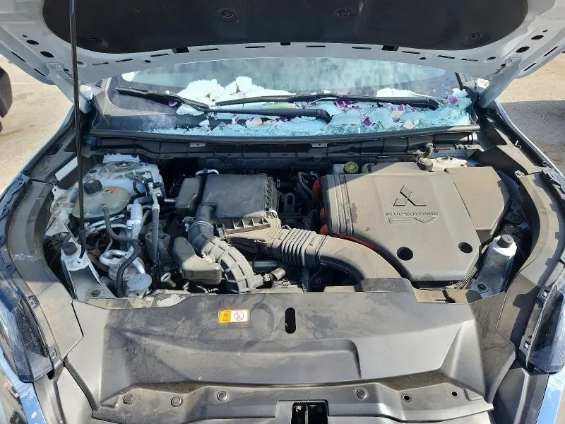 2023 MITSUBISHI OUTLANDER SE  