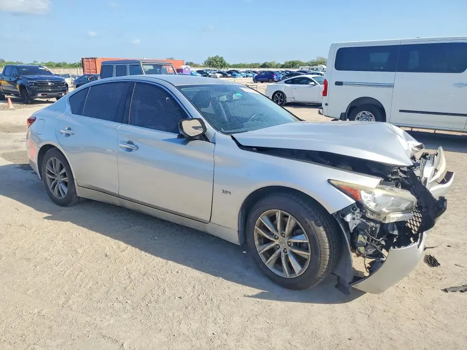 2018 INFINITI Q50 2.0T PURE  