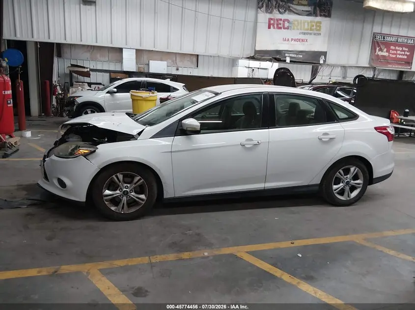 2014 FORD FOCUS SE