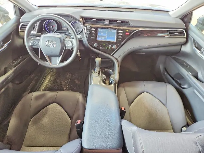2018 TOYOTA CAMRY LE  