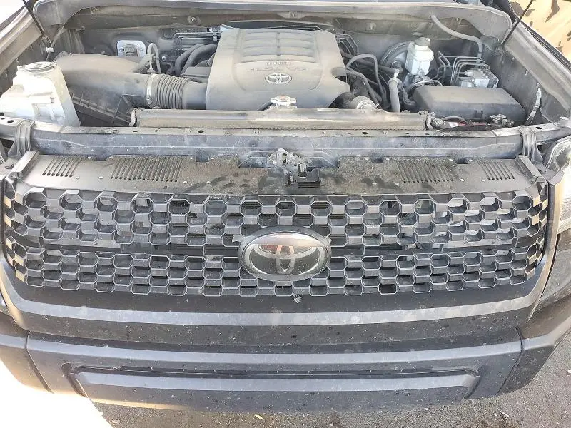 2018 TOYOTA TUNDRA SR  