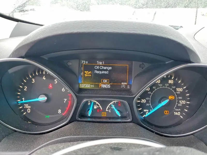 2017 FORD ESCAPE SE  