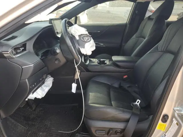 2021 TOYOTA VENZA LE  