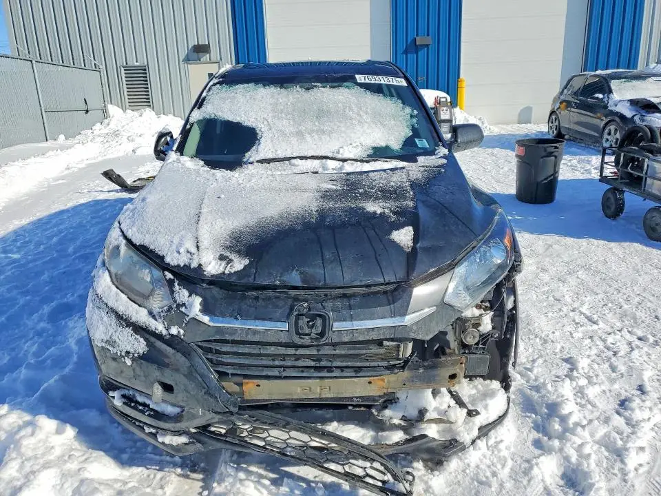 2017 HONDA HR-V LX  