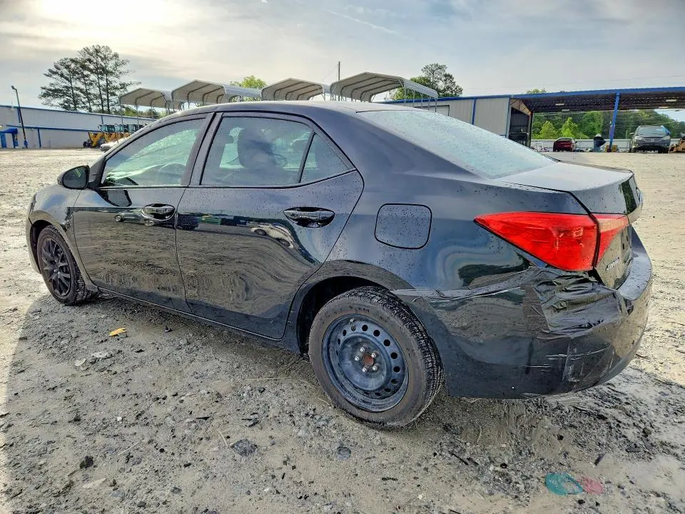 2017 TOYOTA COROLLA LE  