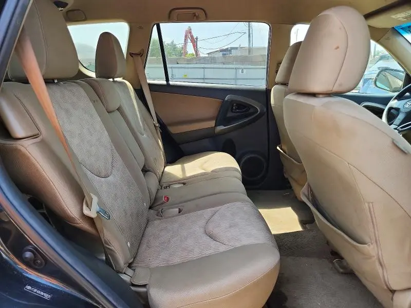 2011 TOYOTA RAV4 BASE  