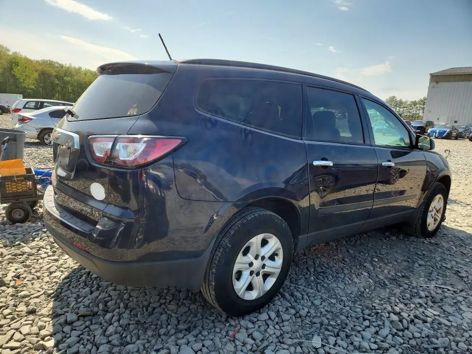 2015 CHEVROLET TRAVERSE LS  