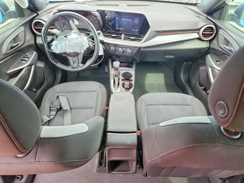 2025 CHEVROLET TRAX 1RS  