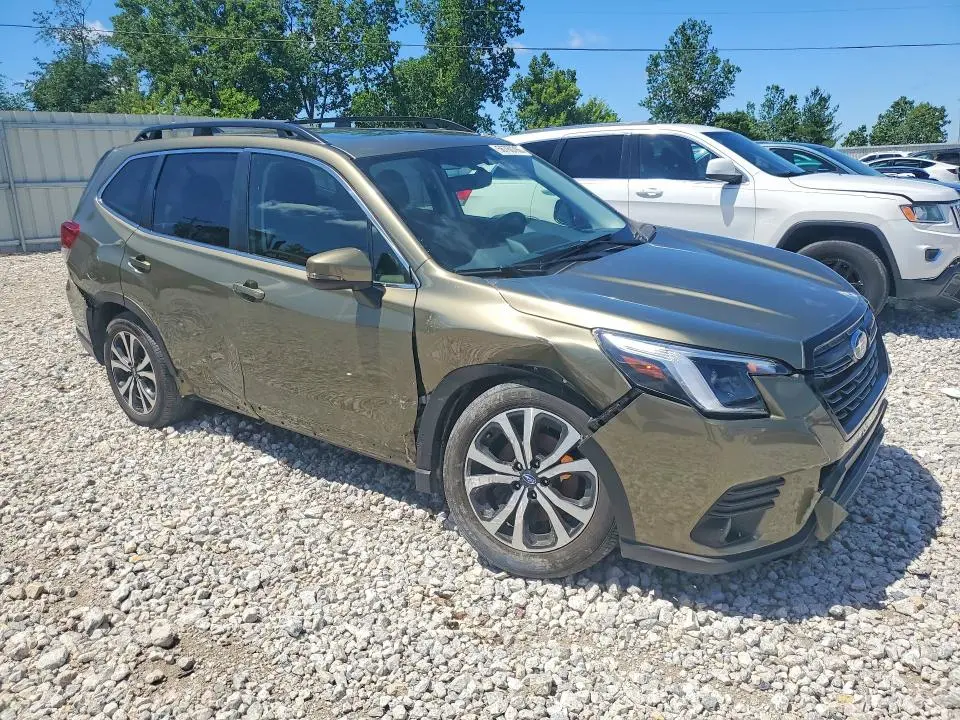 2024 SUBARU FORESTER LIMITED  