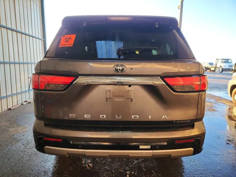 2025 TOYOTA SEQUOIA SR5  