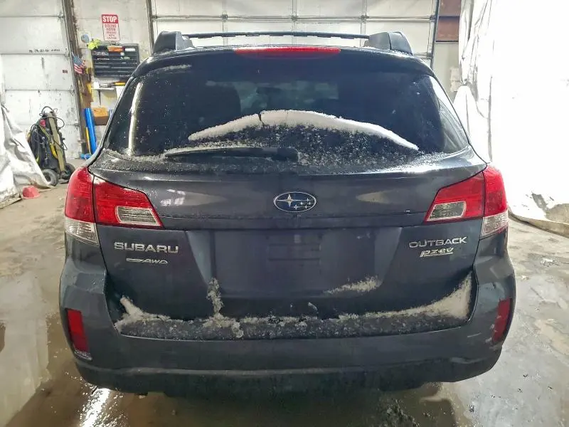 2011 SUBARU OUTBACK 2.5I  