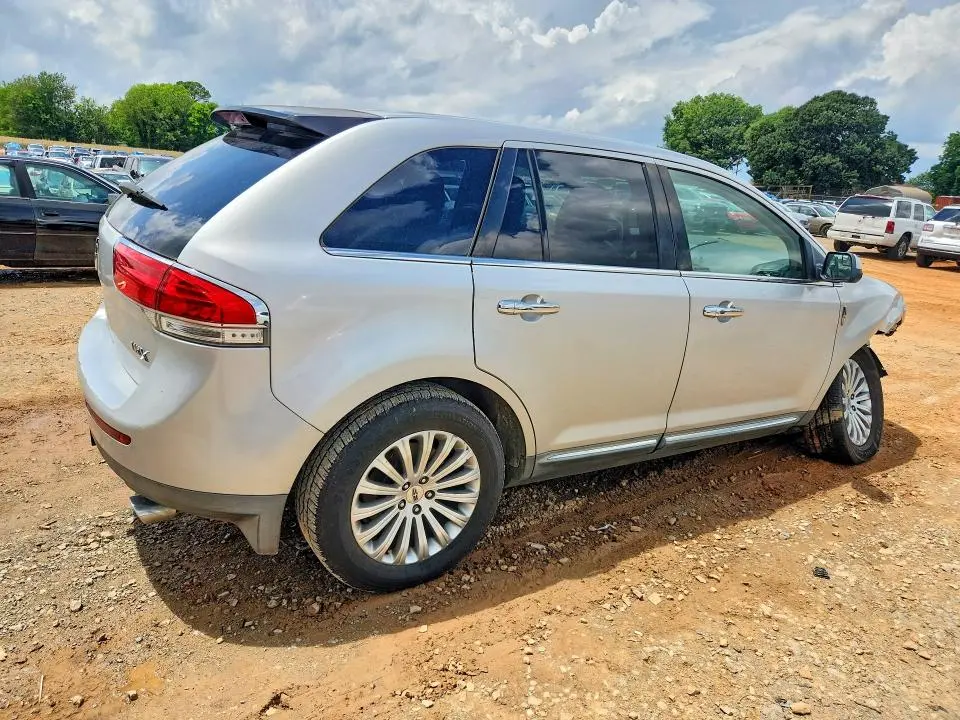 2011 LINCOLN MKX   