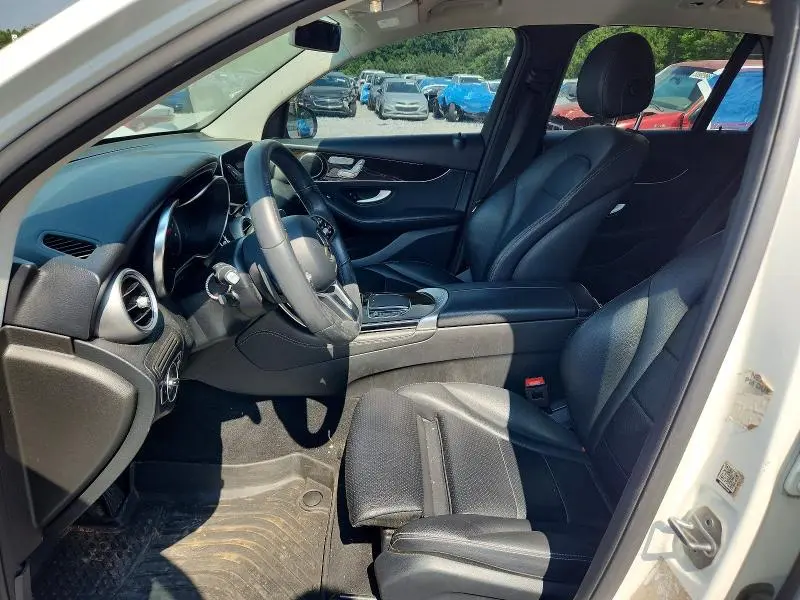 2020 MERCEDES-BENZ GLC 300  