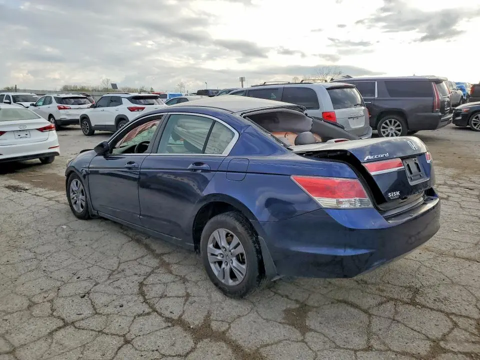 2011 HONDA ACCORD LXP  