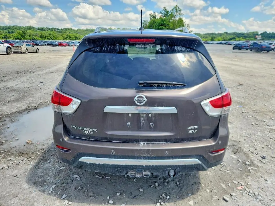 2015 NISSAN PATHFINDER SV  