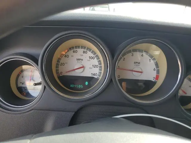 2010 DODGE CHALLENGER SE  