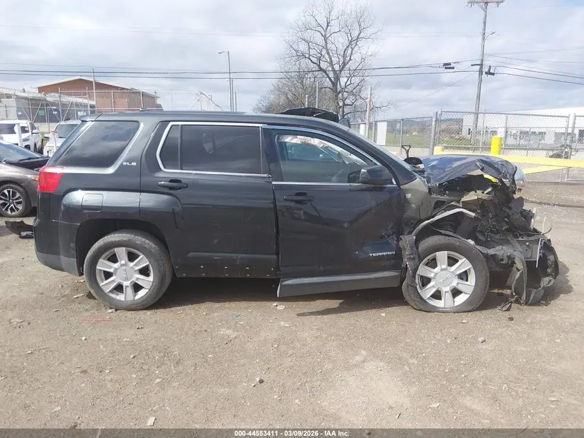 2013 GMC TERRAIN SLE-1