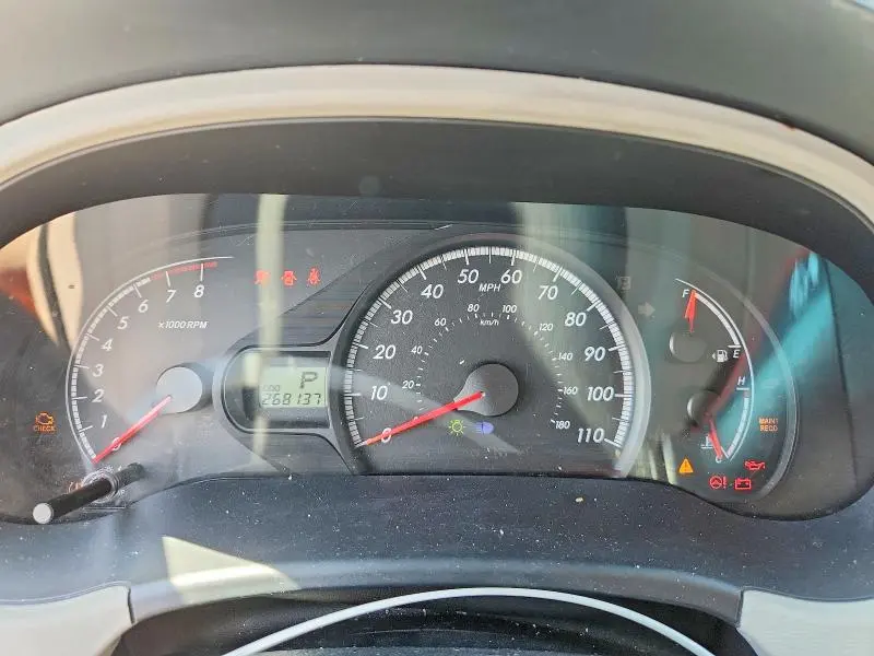 2013 TOYOTA SIENNA LE  