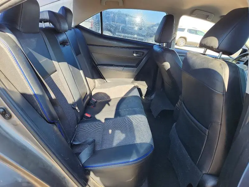 2017 TOYOTA COROLLA SE  