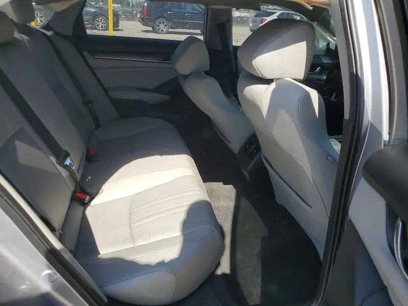 2020 HONDA ACCORD TOURING  