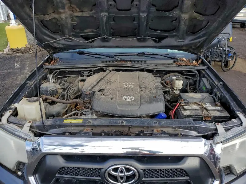 2013 TOYOTA TACOMA   