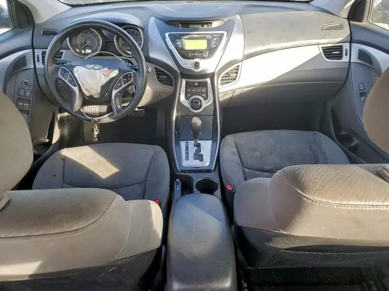 2012 HYUNDAI ELANTRA   