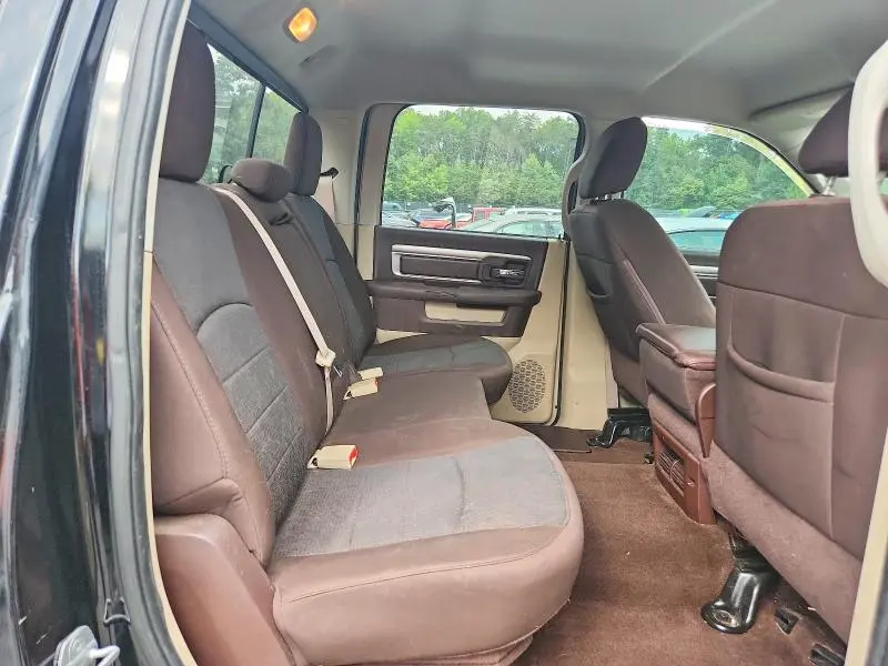 2014 RAM 1500 SLT  
