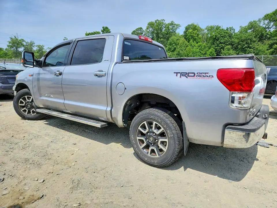 2010 TOYOTA TUNDRA CREWMAX SR5  