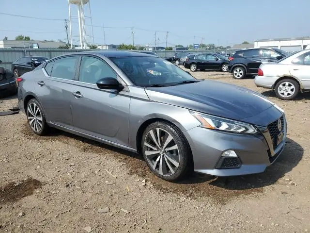 2021 NISSAN ALTIMA SR  