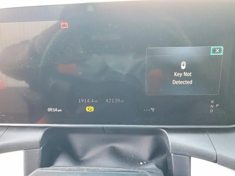 2024 MERCEDES-BENZ GLC 300  