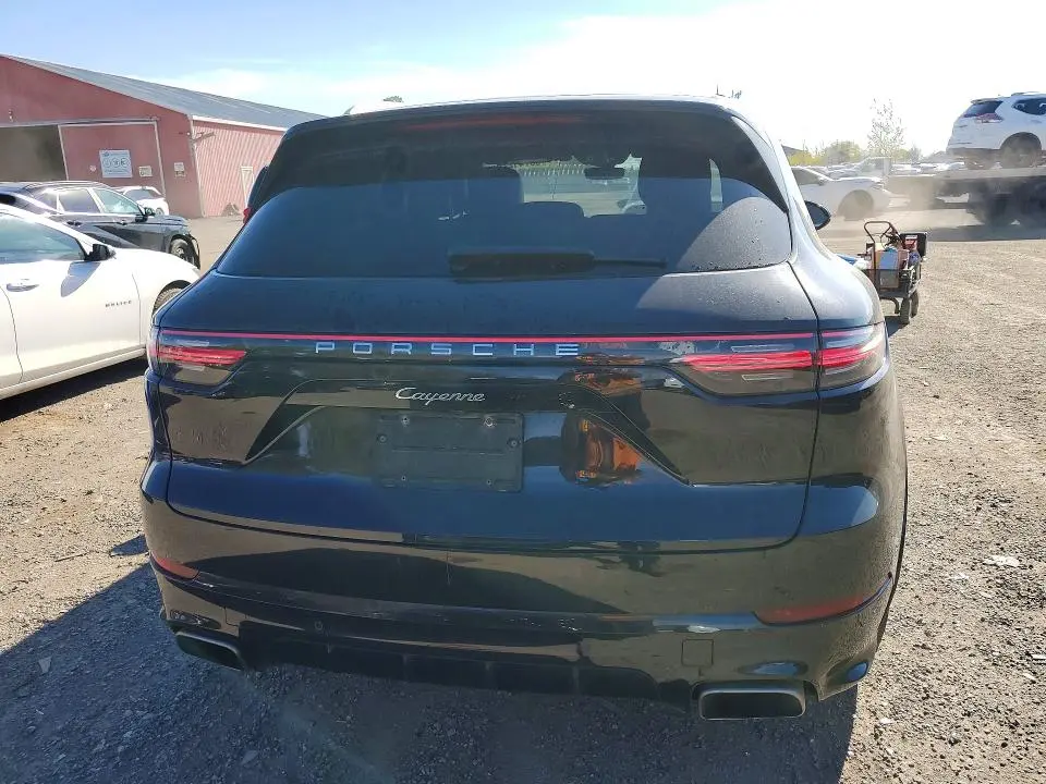 2019 PORSCHE CAYENNE   